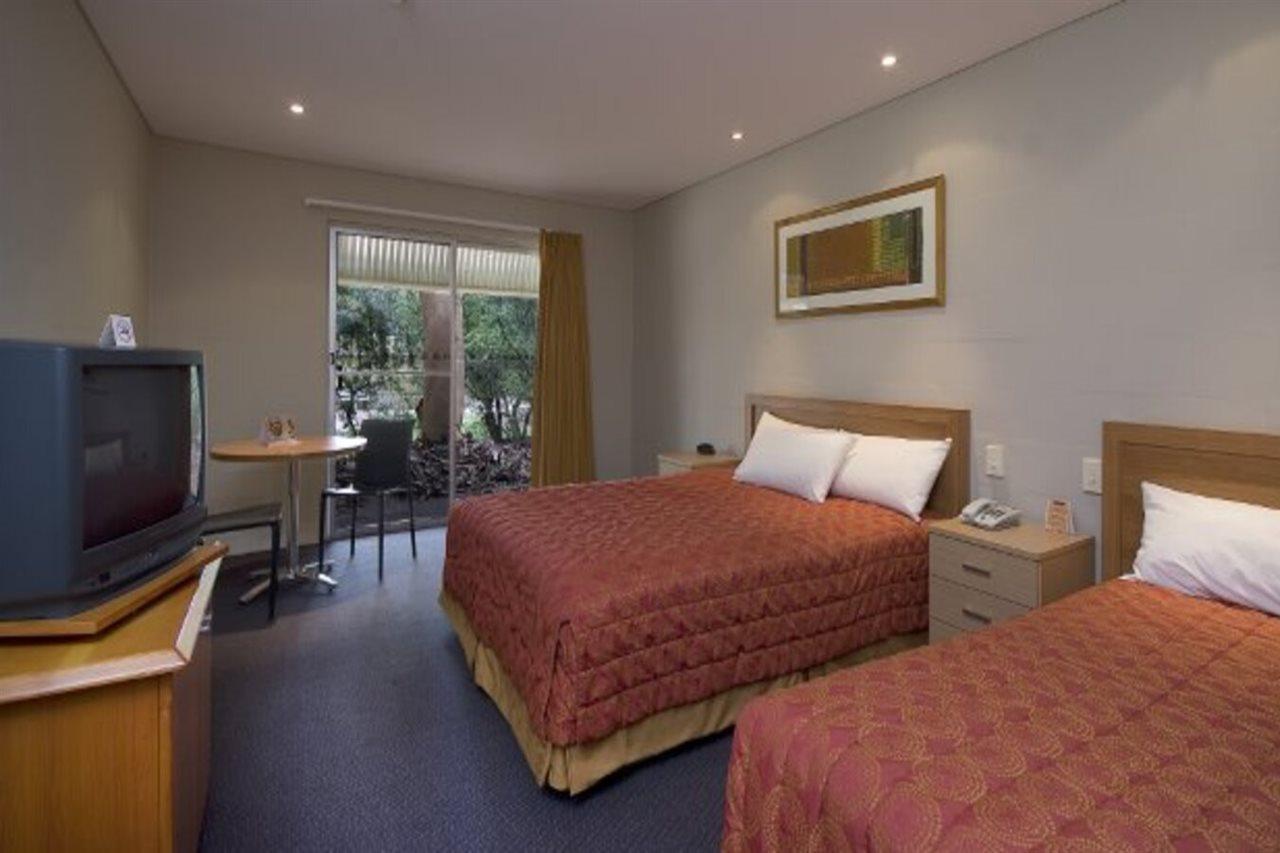 Outback Hotel Uluru Extérieur photo