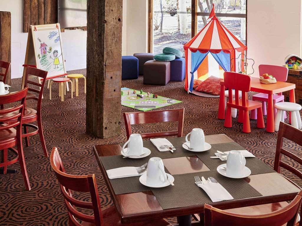 Outback Hotel Uluru Restaurant photo
