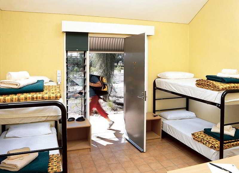 Outback Hotel Uluru Chambre photo