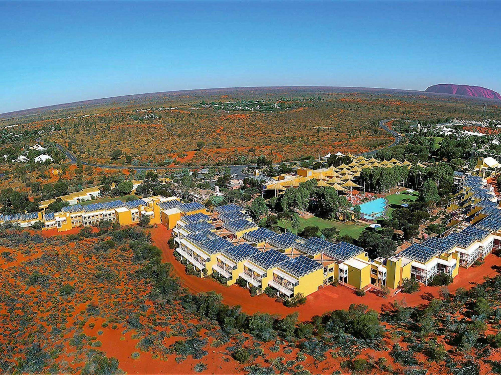 Outback Hotel Uluru Extérieur photo